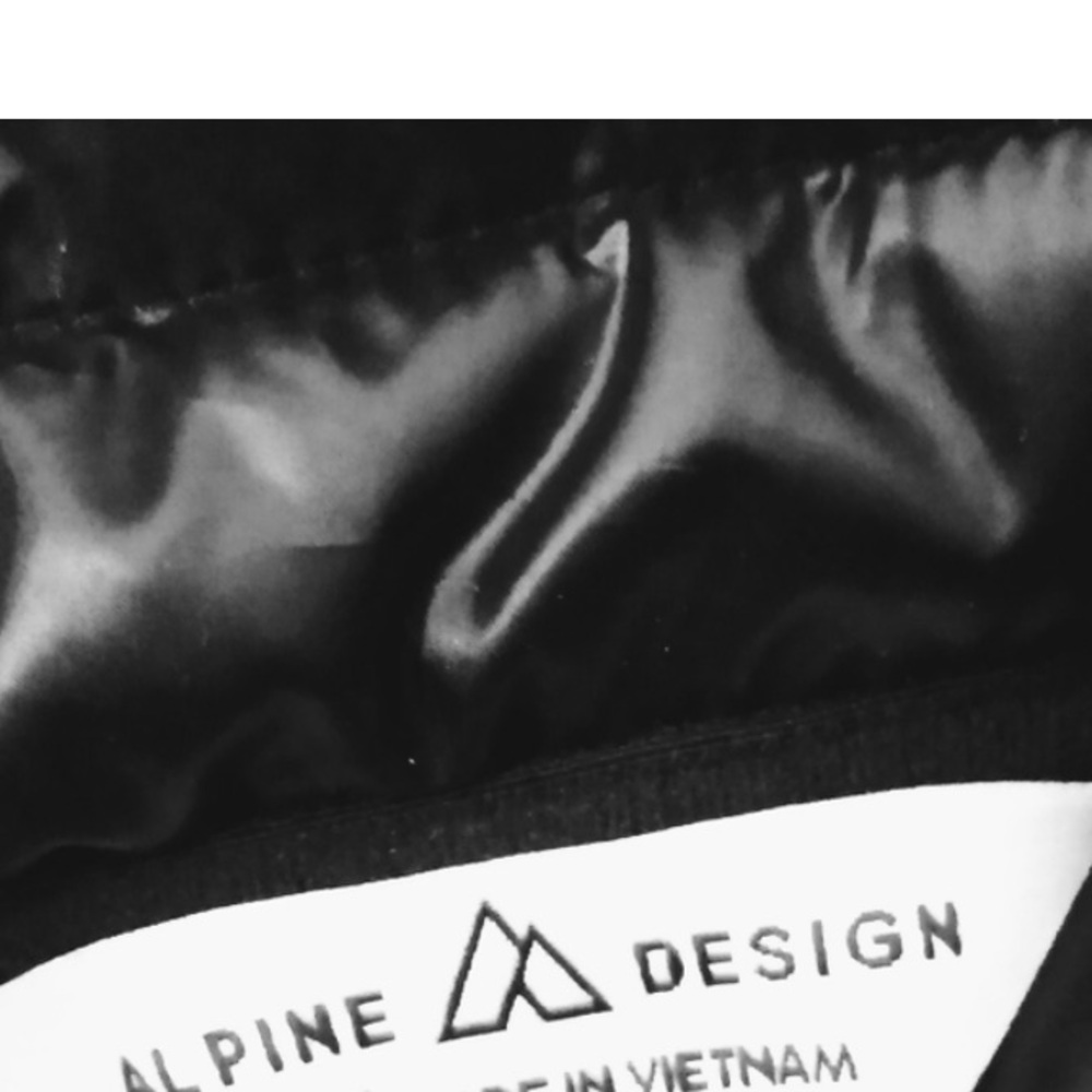 Alpine Black Puffer Jacket Versatile Outerwear Ta… - image 6